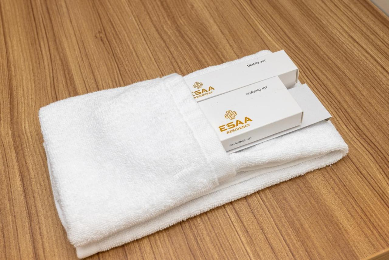 Esaa Airport Hotel Kochi Eksteriør bilde