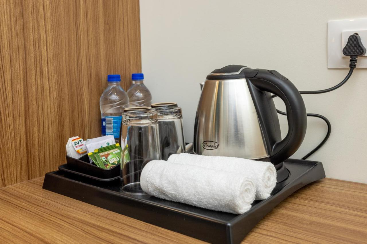 Esaa Airport Hotel Kochi Eksteriør bilde