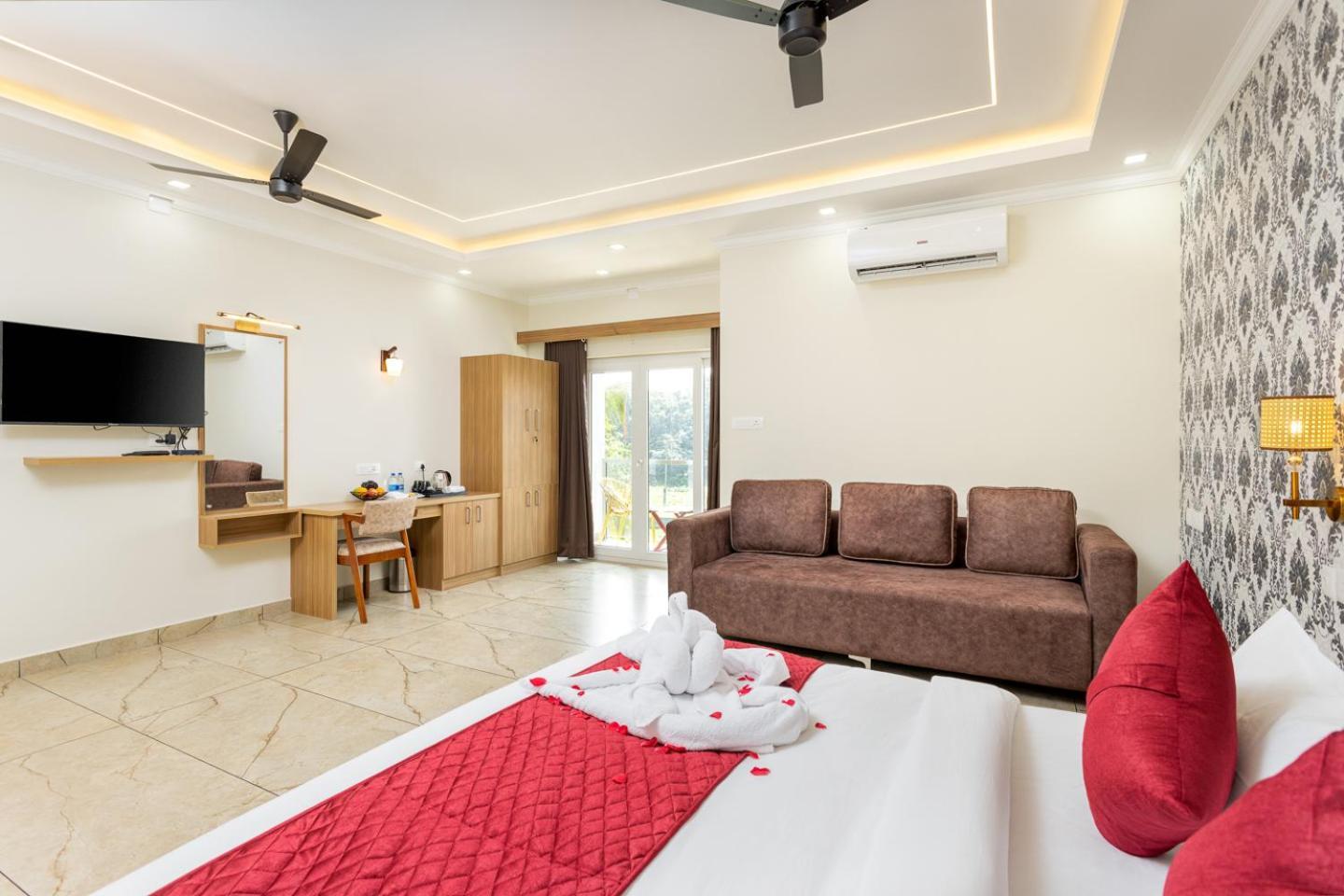 Esaa Airport Hotel Kochi Eksteriør bilde